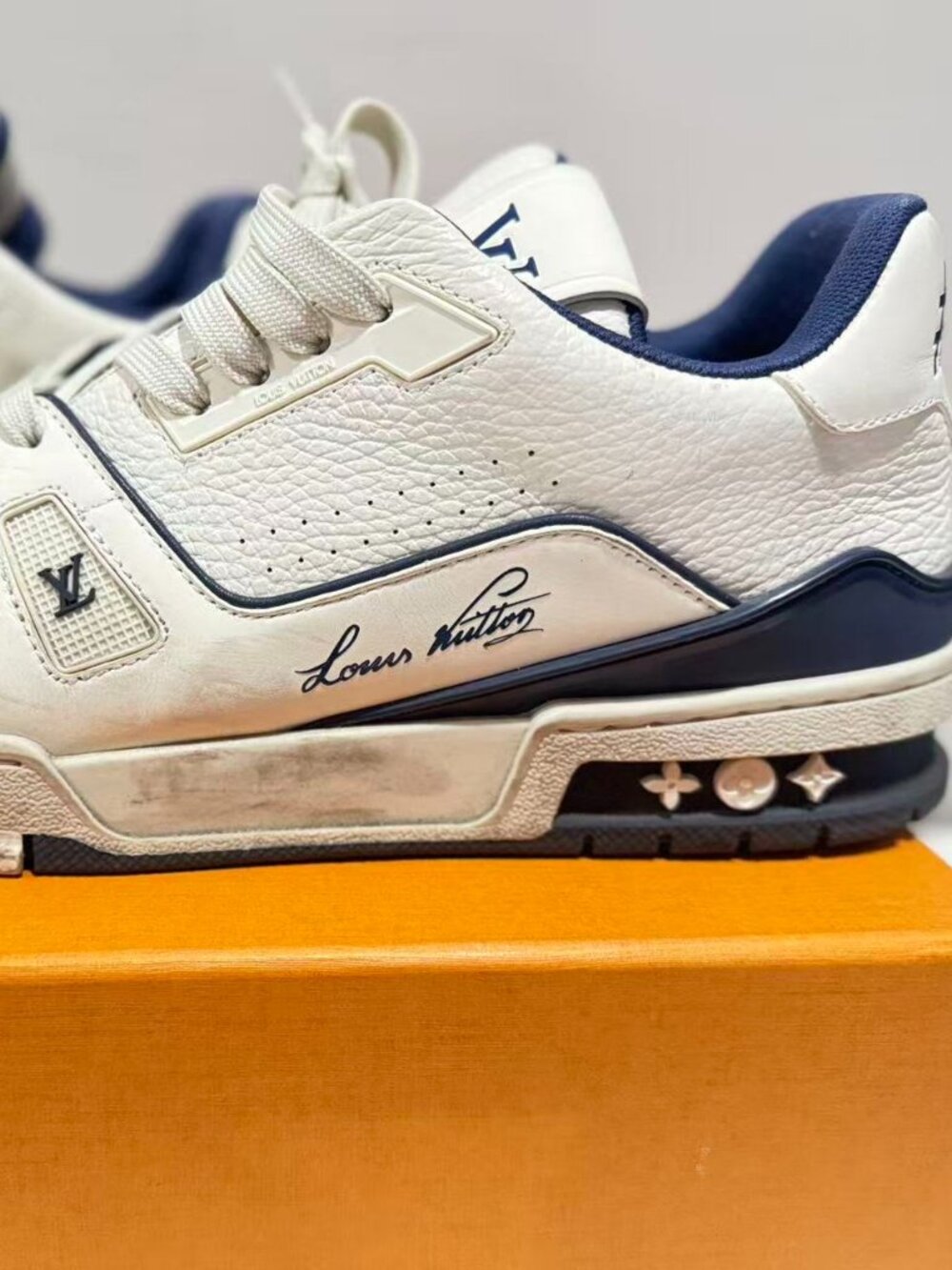 LV NAVY BLUE TRAINER